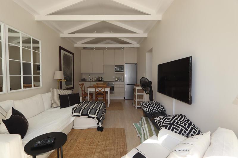 To Let 1 Bedroom Property for Rent in Claremont Upper Western Cape